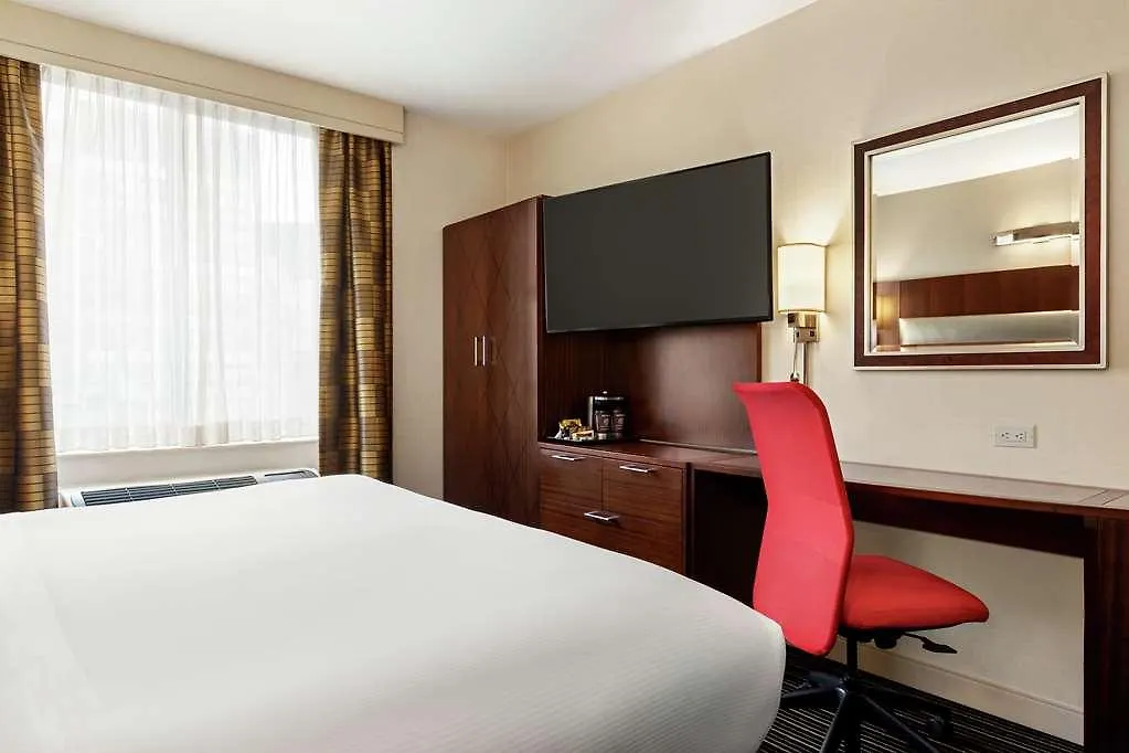 Doubletree By Hilton New York Downtown Hotel