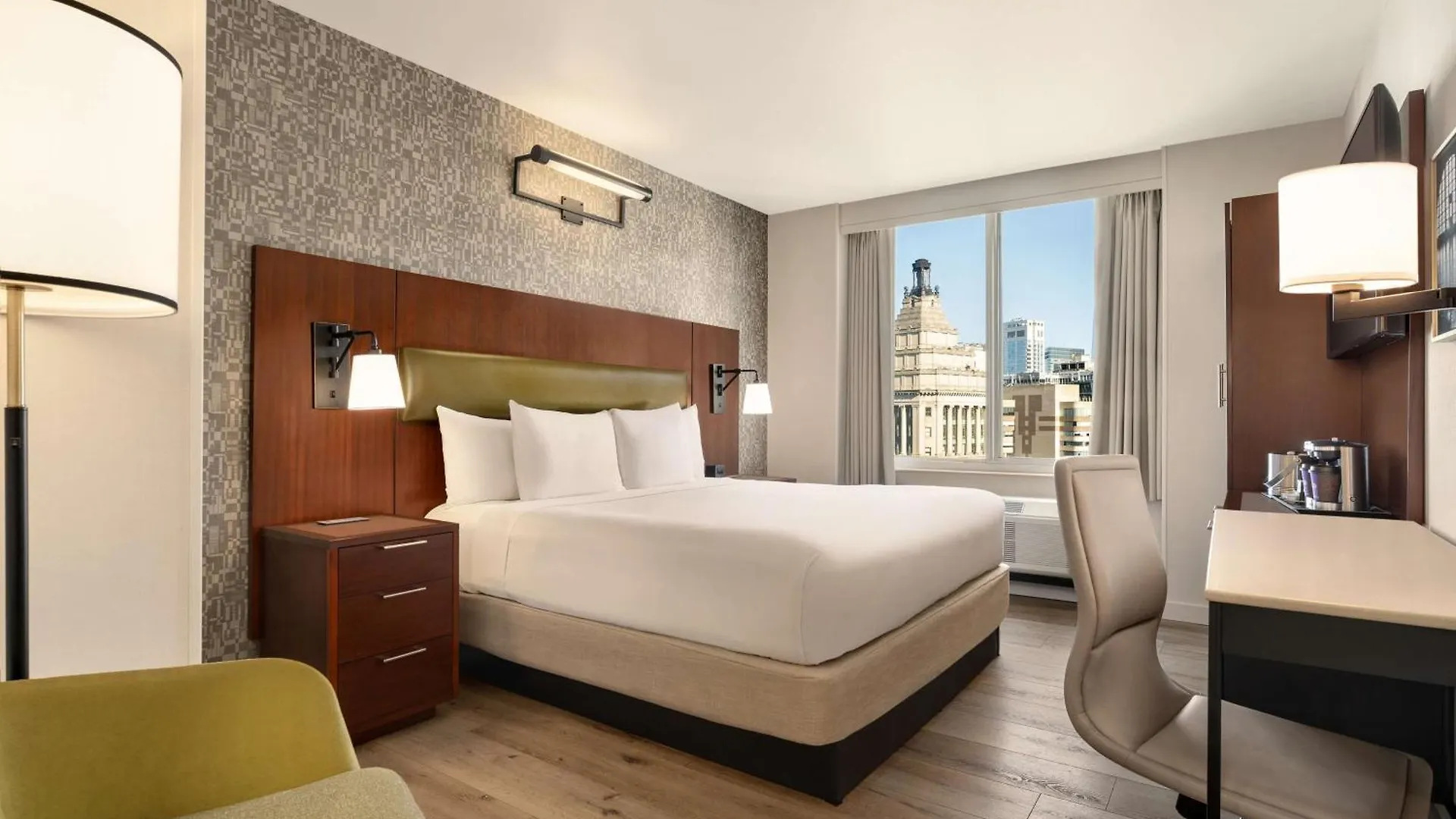 Doubletree By Hilton New York Downtown Hotel