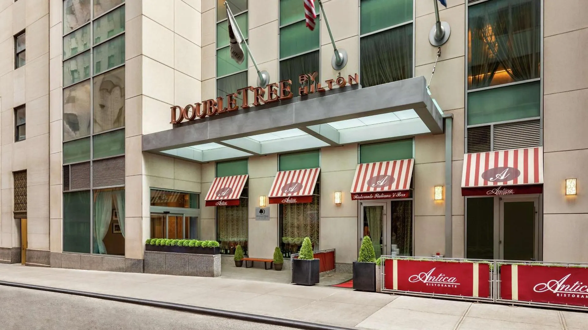 Doubletree By Hilton New York Downtown Hotel 4*,