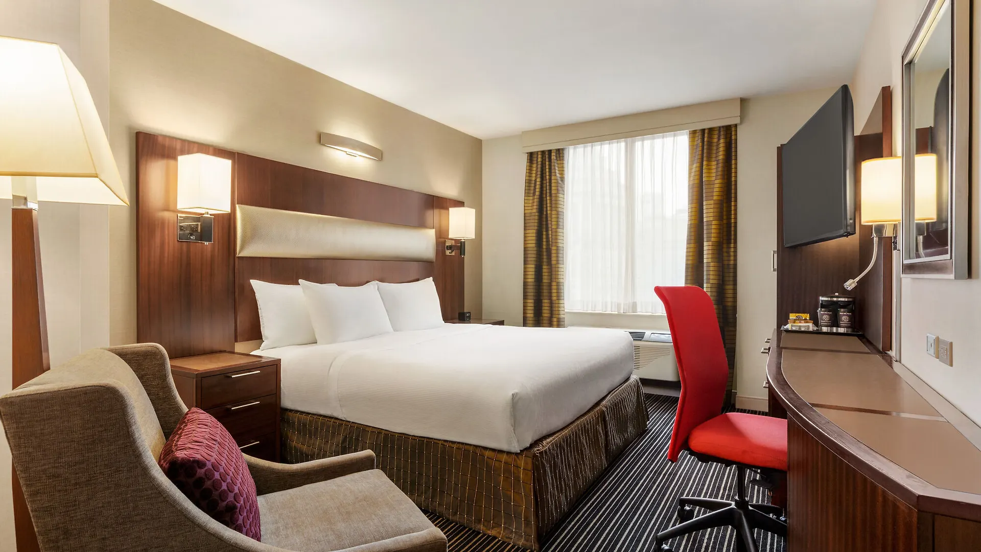 Doubletree By Hilton New York Downtown Hotel